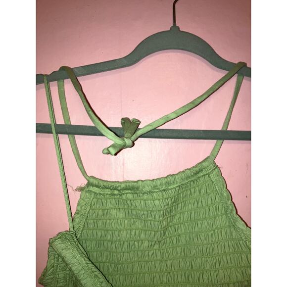 NWT Old Navy mint green smocked halter top size large - Picture 2 of 7